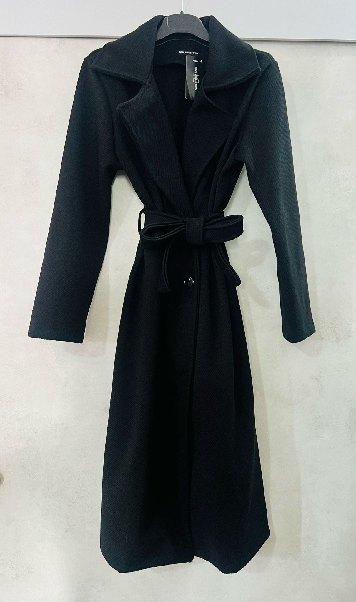 Giaccone Lungo a Righe Nero con Bottoni - Cappotto Donna Premium | MDivaFashion