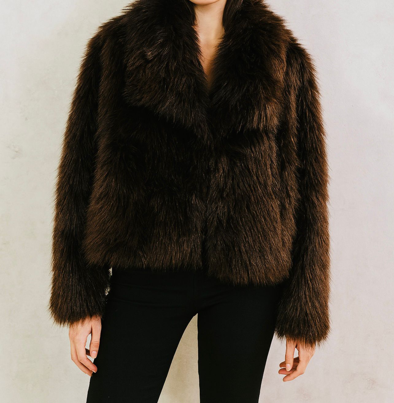 Pelliccia Sintetica Marrone Donna - Giubotto Eco-Fur Pelo Lungo | MDivaFashion